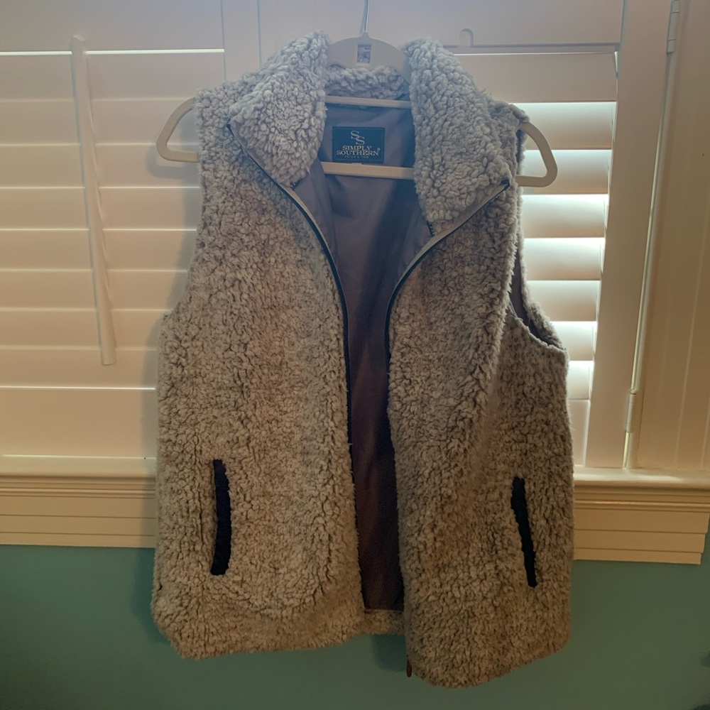 Sherpa Simply Southern vest